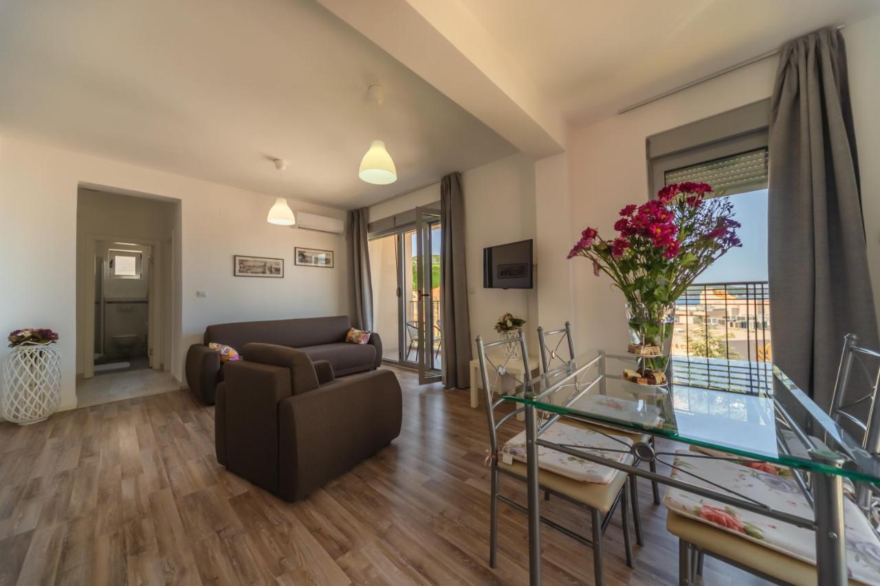 Apartments My Przno Sveti Stefan Eksteriør billede