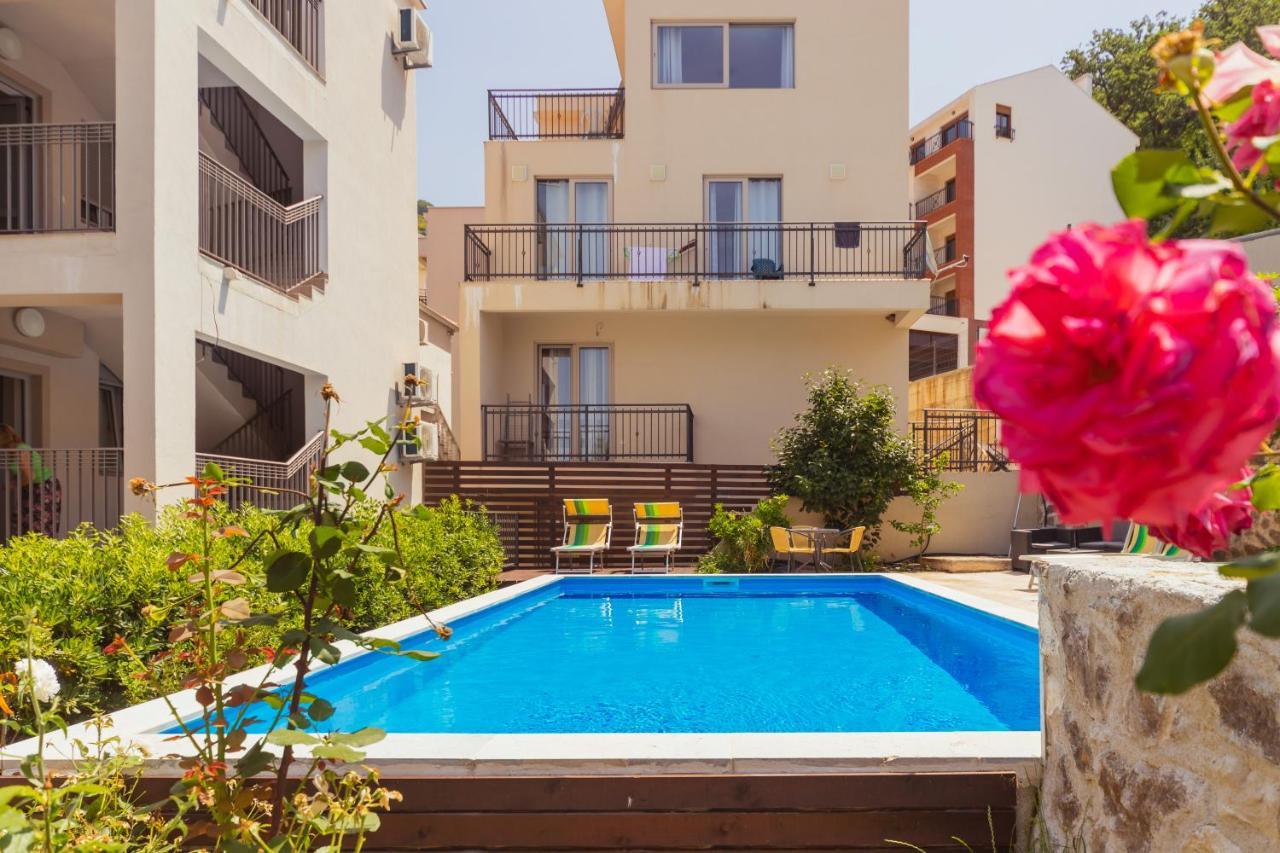 Apartments My Przno Sveti Stefan Eksteriør billede